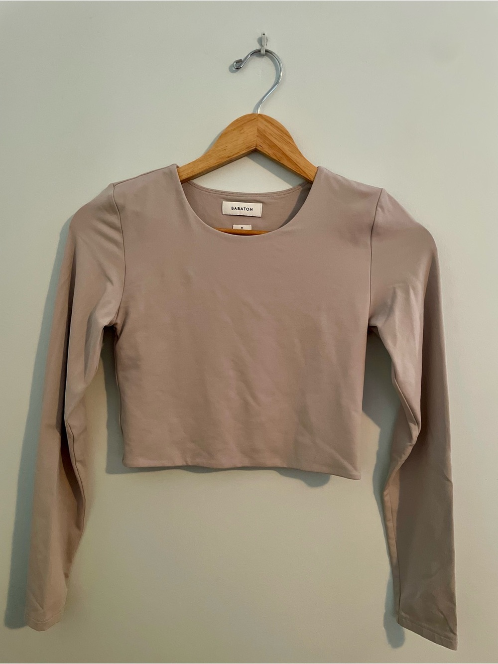 Babaton Long-Sleeve Crop Top